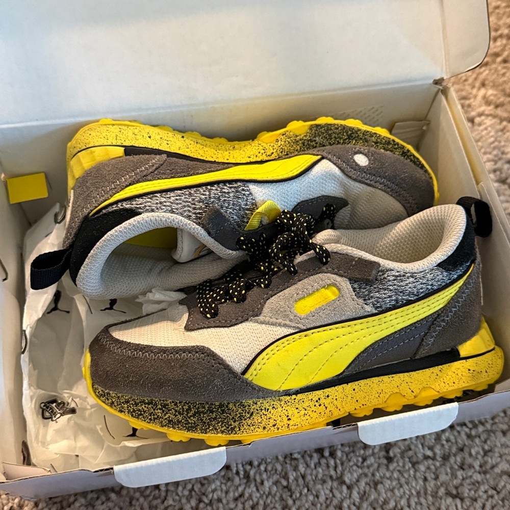 Paw Patrol Yellow and White Shoe Box